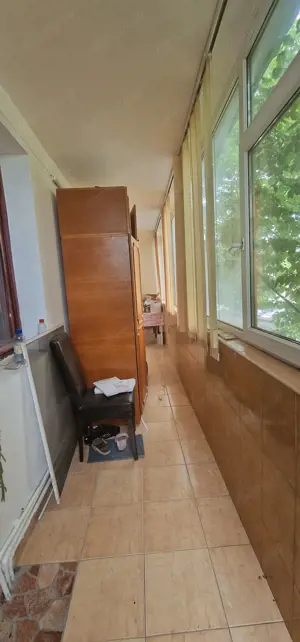 Trei camere etajul 1 , apartament Central. - imagine 14