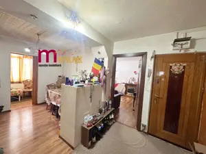 Apartament 2 camere,zona E3, 2 balcoane  - imagine 2