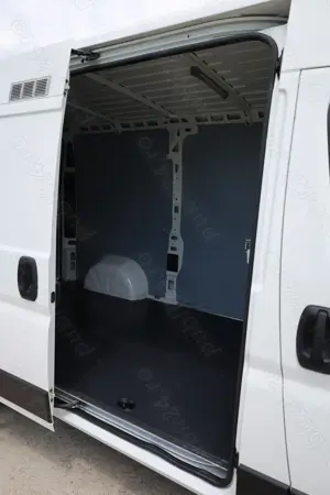 Peugeot Boxer 2.0 130 HP L2H2 - imagine 7