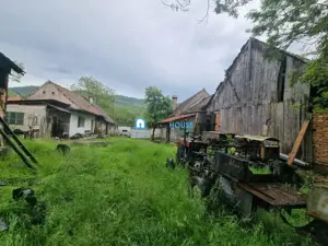 Casa de renovat  in Sinca Noua - imagine 8