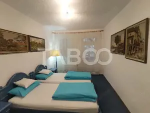 Pensiune de lux de vanzare in inima padurii langa Sibiu - imagine 8