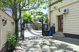 Hotel cu 16 camere de vanzare | Ultracentral, Ploiesti I Investitie - imagine 2