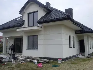 Montare Acoperișuri de Calitate Superioară