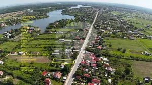 Teren 1100 mp, Deschidere la Șoseaua Ghermanesti Potențial pentru Două Case