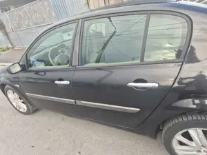 Vând Renault Megane 2007 1.5 diesel - imagine 4 Vând Renault Megane 2007 1.5 diesel - imagine 4