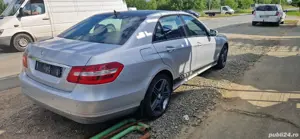 Dezmembrez Mercedes E Classe 220 cdi an 2011 automatic - imagine 2