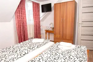 PENSIUNE P+2 | 8 CAMERE | ZONA VARTOP - ARIESENI - imagine 10