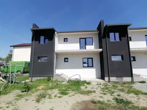Casa P+1 in comuna 1 Decembrie - str. Victoriei - comision 0% - imagine 2