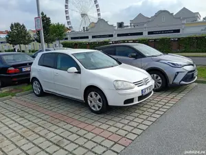 Vand golf 5 1.4 benzină an 2008