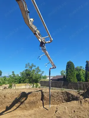 Executam montaj: pavaj,borduri,canalizare etc