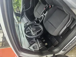 Opel astra j Sport tourer - imagine 6