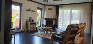 Corunca - Vanzare sau Schimb - casa 4 camere - imagine 4