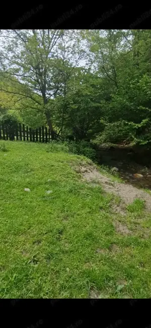 Vand teren pentru cabana