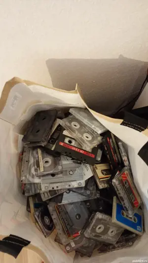 Casete audio  înregistrate  (108 bucati) 