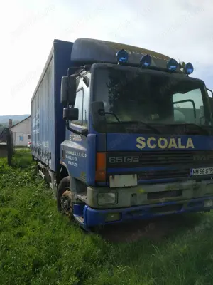 Vând camion cu trapa - imagine 4