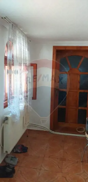 Casă / Vilă cu 2 camere de vânzare - imagine 3