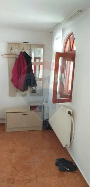 Casă / Vilă cu 2 camere de vânzare - imagine 4