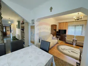 Casă / Vilă 3 camere, str.Gh. Doja /Central - imagine 2