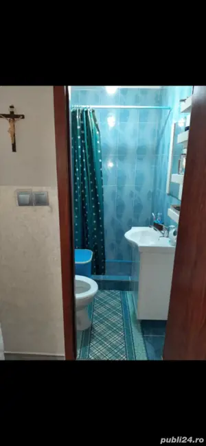 vand garsoniera la mansardă - imagine 2