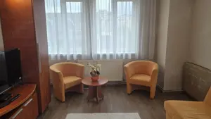 Inchiriez apartament 2 camere decomandat in Deva, zona Gojdu, etaj 2, - imagine 2