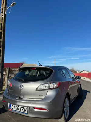 Mazda3 2200 - imagine 3