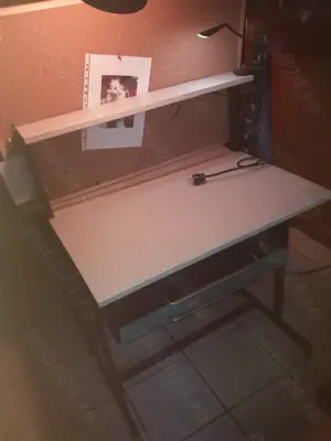 Masă de tehnică dentară