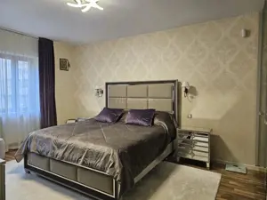 4 cam floreasca, plus 1 cam mansarda(birou), in vila, curte, garaj - imagine 9