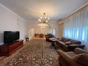 Apartament 3 Camere | Zona Centrala | 160 mp | Garaj