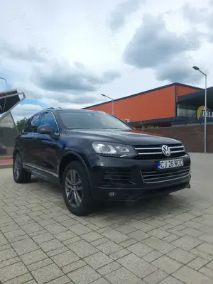 Vand VW Touareg 3.0tdi v6 RLine 2012 - imagine 5