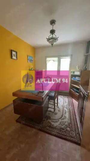 Apartament 4 camere de vanzare in zona Piata Victoriei