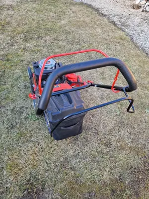 Masina de tuns iarba  - imagine 4