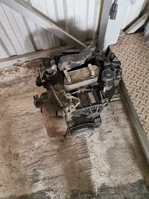 Cutie automata DSG passat b6 golf 5 golf 6 touran octavia 2 superb 2.0 140 cp 103 kw HXS 02E301103F