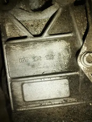 Cutie automata DSG passat b6 golf 5 golf 6 touran octavia 2 superb 2.0 140 cp 103 kw HXS 02E301103F - imagine 2