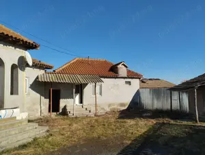 Casa la tara de vânzare  - imagine 8