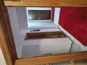 Vând apartament 4 camere decomandat  - imagine 2