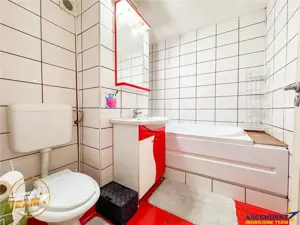 FILM!Apartament 3 camere,decomandat, vedere panoramica,Garii,Sfantu Gheorghe - imagine 8