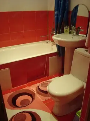 Se ofera spre inchiriere garsoniera in Drumul Taberei