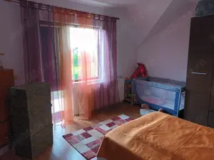 Casă cu etaj (P+1) gradina 736mp - imagine 7 Casă cu etaj (P+1) gradina 736mp - imagine 7