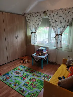 Casă cu etaj (P+1) gradina 736mp - imagine 9 Casă cu etaj (P+1) gradina 736mp - imagine 9