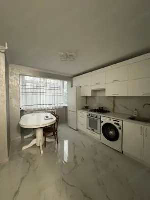 Garsoniera disponibila in zona Grivitei