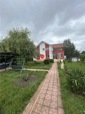 Casa P+M complet mobilata, 8 camere, teren 1000mp, langa Golful Pescarilor