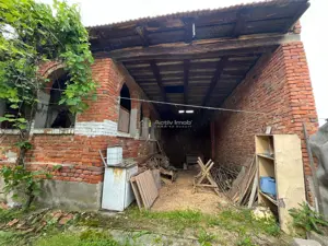 Honorici, Casa Cu Teren, 230 Mp. Suprafata construita, 1.700 Mp. Suprafata teren - imagine 15