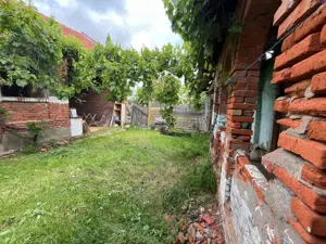 Honorici, Casa Cu Teren, 230 Mp. Suprafata construita, 1.700 Mp. Suprafata teren - imagine 14