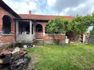 Honorici, Casa Cu Teren, 230 Mp. Suprafata construita, 1.700 Mp. Suprafata teren - imagine 5