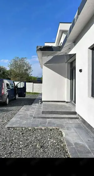 Balustrazi interior exterior din sticla securizata