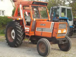 Fiat 680 defect, placa de presiune,a trecut rulmentu de presiune prin catei,in rest tractoru este ok - imagine 2