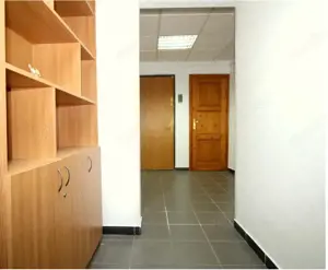 Spațiu de birou – 4 camere, 70 mp – Ultracentral, zona Palas - imagine 3