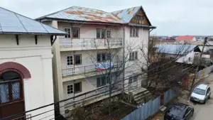 Casă solidă de vânzare în Tecuci | Poziție bună, preț imbatabil - imagine 3