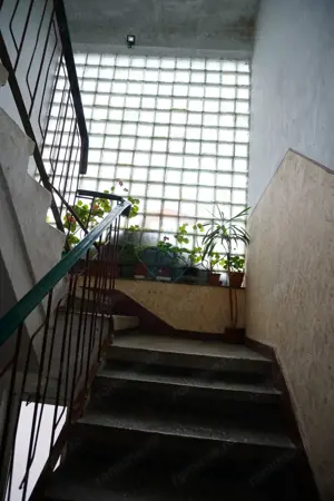 Apartament cu 3 camere de vânzare Str. 1 Mai - imagine 11