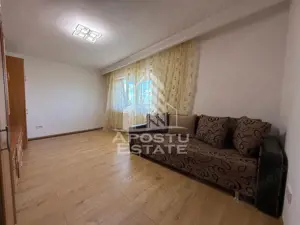 Apartament cu 2 camere, decomandat, zona Lipovei